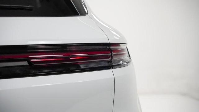 Photo of 2026 White Porsche Cayenne
