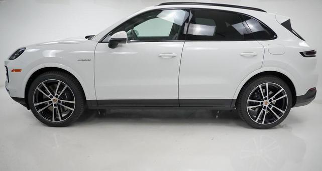 Photo of 2026 White Porsche Cayenne