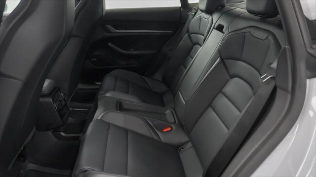 Photo of 2025 Ice Grey Metallic Porsche Taycan