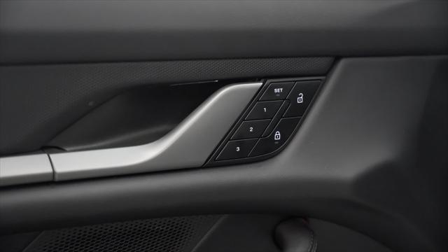 Photo of 2025 Ice Grey Metallic Porsche Taycan