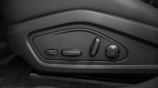Photo of 2025 Ice Grey Metallic Porsche Taycan