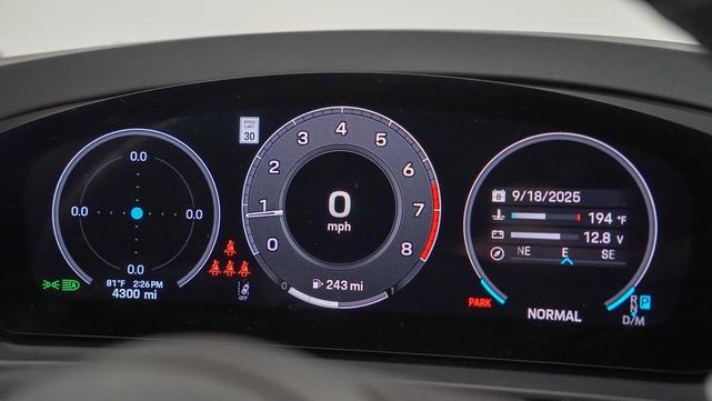 Photo of 2025 Chromite Black Metallic Porsche Cayenne