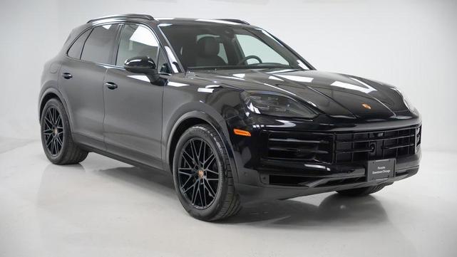 Photo of 2025 Chromite Black Metallic Porsche Cayenne