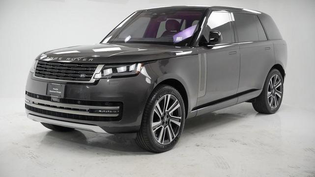 Photo of 2023 Charente Gray Premium Metallic Land Rover Range Rover