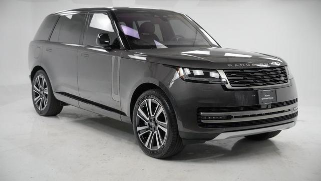 Photo of 2023 Charente Gray Premium Metallic Land Rover Range Rover
