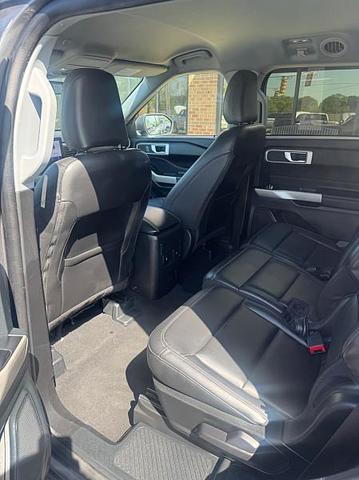 Photo of 2023 Carbonized Gray Metallic Ford Explorer