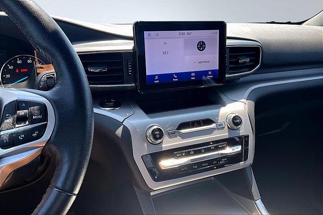 Photo of 2023 Carbonized Gray Metallic Ford Explorer