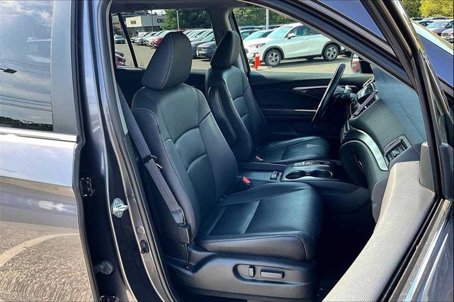 Photo of 2022 Modern Steel Metallic Honda Pilot
