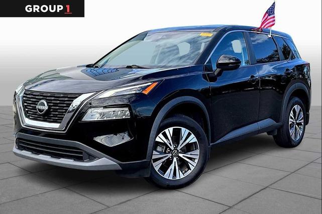 Photo of 2022 Super Black Nissan Rogue