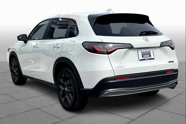 Photo of 2024 Platinum White Pearl Honda HR-V