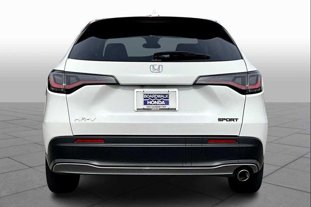 Photo of 2024 Platinum White Pearl Honda HR-V