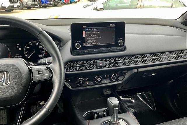 Photo of 2024 Platinum White Pearl Honda HR-V