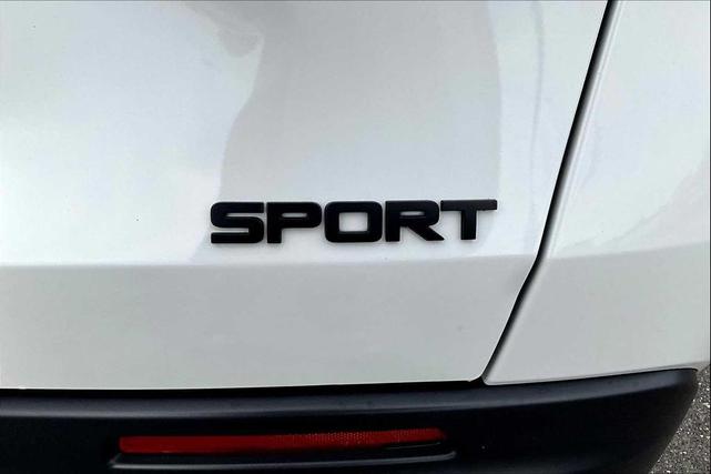 Photo of 2024 Platinum White Pearl Honda HR-V