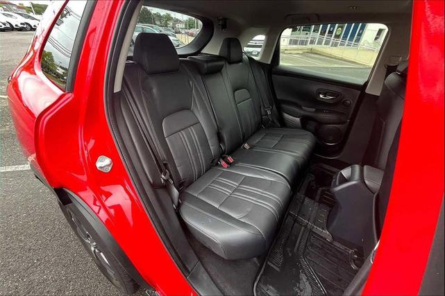 Photo of 2023 Milano Red Honda HR-V