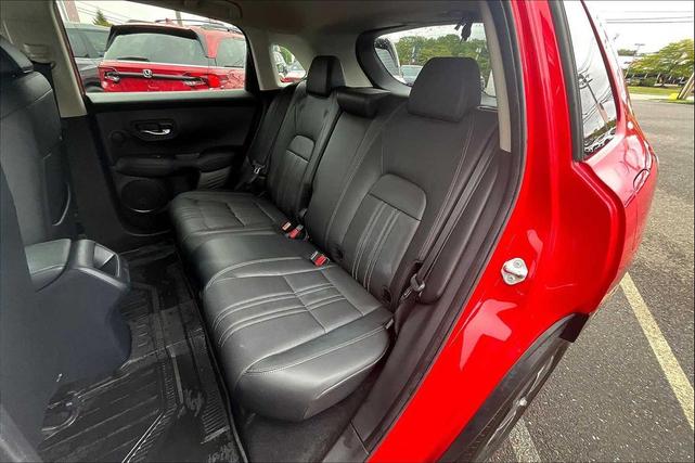 Photo of 2023 Milano Red Honda HR-V