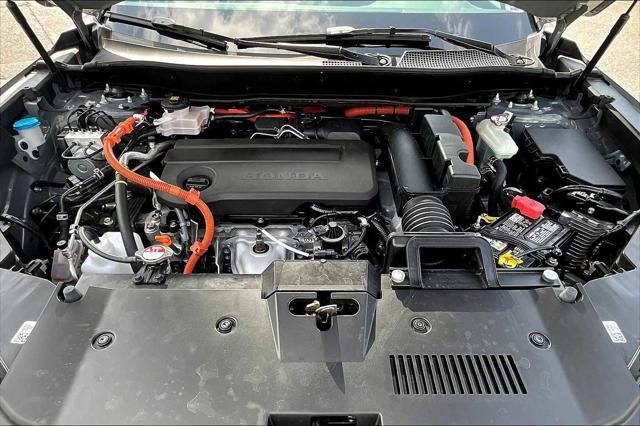 Photo of 2025 Gray Honda CR-V Hybrid