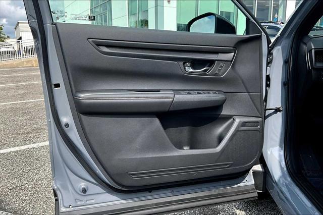 Photo of 2025 Gray Honda CR-V Hybrid