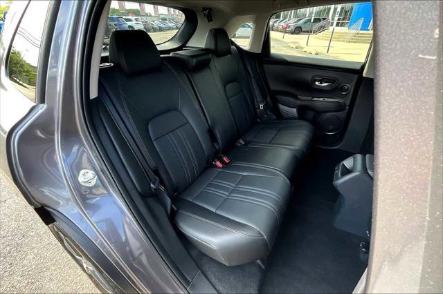 Photo of 2025 Modern Steel Metallic Honda HR-V