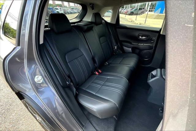 Photo of 2025 Modern Steel Metallic Honda HR-V