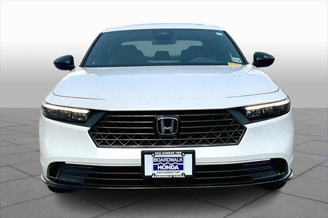 Photo of 2023 Platinum White Pearl Honda Accord Hybrid