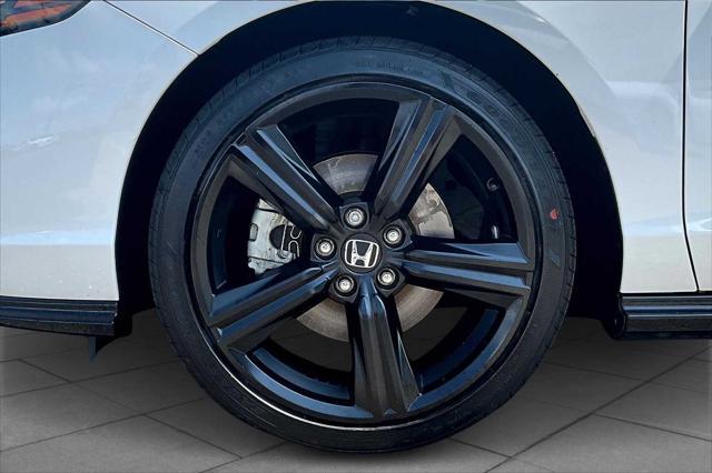 Photo of 2023 Platinum White Pearl Honda Accord Hybrid