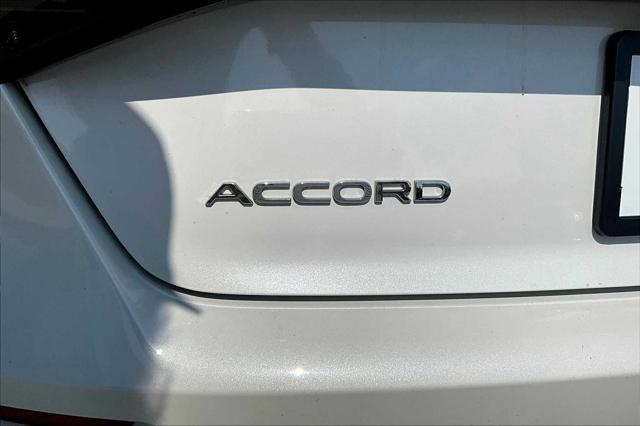 Photo of 2023 Platinum White Pearl Honda Accord Hybrid