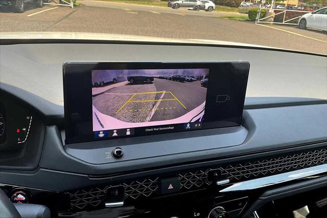 Photo of 2023 Platinum White Pearl Honda Accord Hybrid