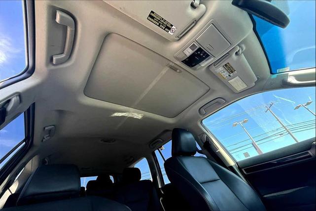 Photo of 2015 Starfire Pearl Lexus GX 460
