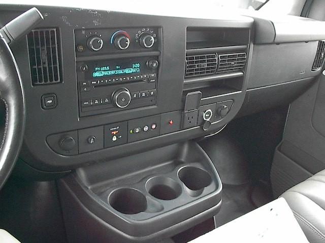 Photo of 2018 WHITE Chevrolet Express 3500