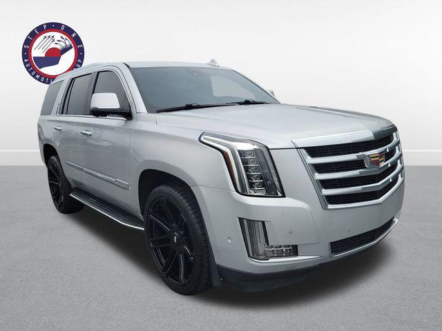 Photo of 2020 Radiant Silver Metallic Cadillac Escalade