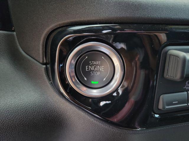 Photo of 2025 Summit White Chevrolet Silverado 1500