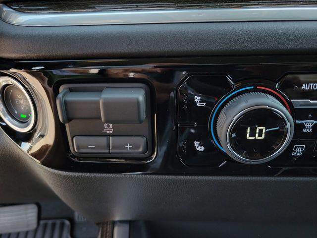 Photo of 2025 Summit White Chevrolet Silverado 1500