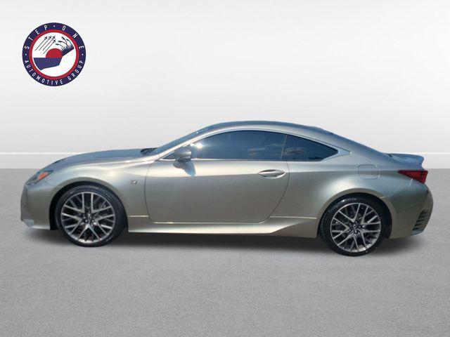 Photo of 2016 Atomic Silver Lexus RC 200t