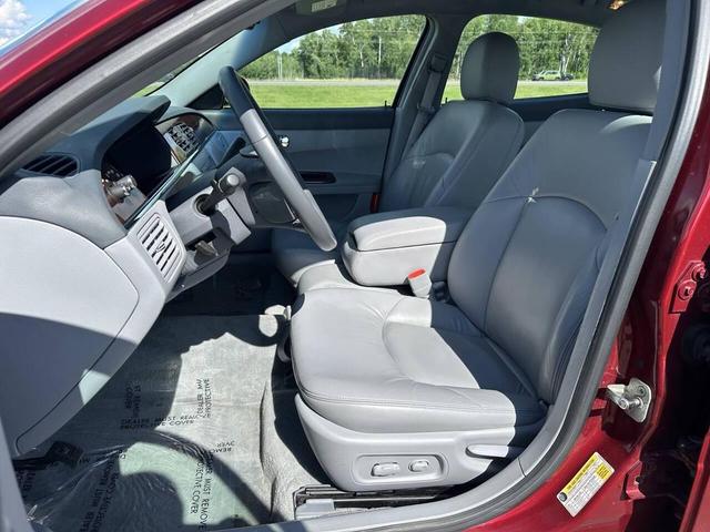 Photo of 2007 Burgundy Buick LaCrosse