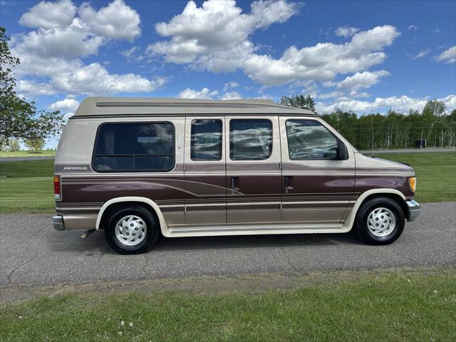 Photo of 1992 Tan Ford E150