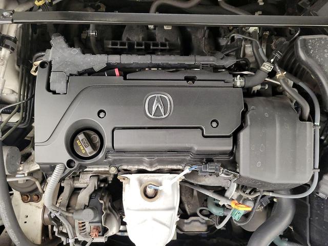 Photo of 2018 White Acura TLX
