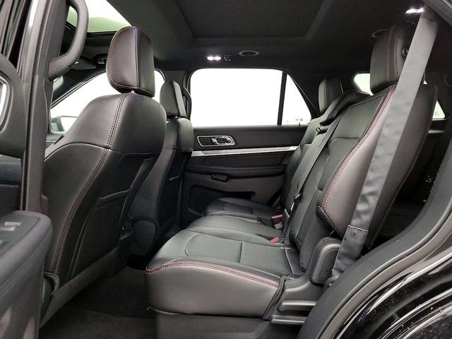 Photo of 2018 Black Ford Explorer
