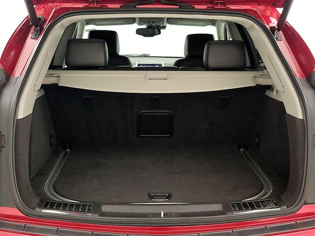 Photo of 2016 Red Cadillac SRX