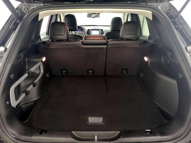 Photo of 2014 Black Jeep Cherokee