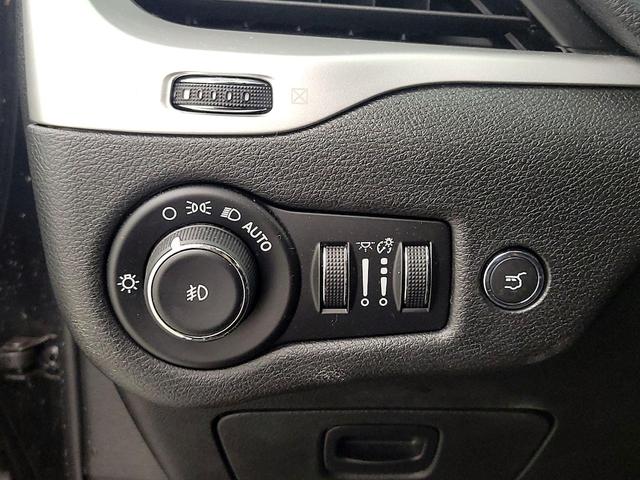 Photo of 2014 Black Jeep Cherokee