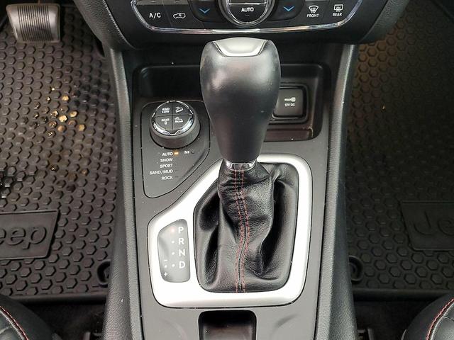 Photo of 2014 Black Jeep Cherokee