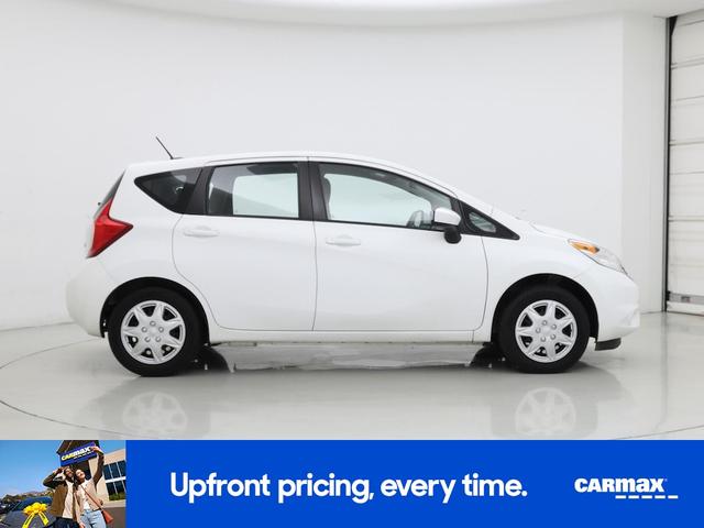 Photo of 2016 White Nissan Versa Note