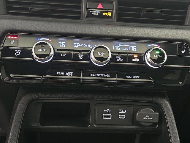 Photo of 2023 Black Honda Pilot