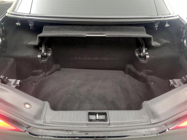 Photo of 2016 Black Mercedes-Benz SL-Class