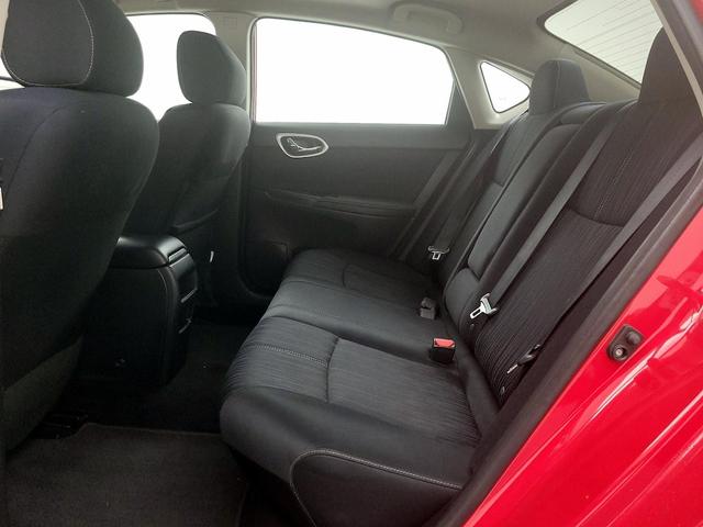 Photo of 2016 Red Nissan Sentra