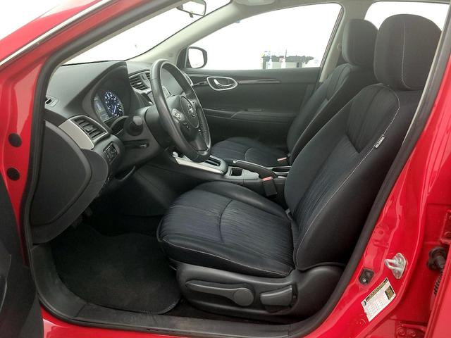 Photo of 2016 Red Nissan Sentra