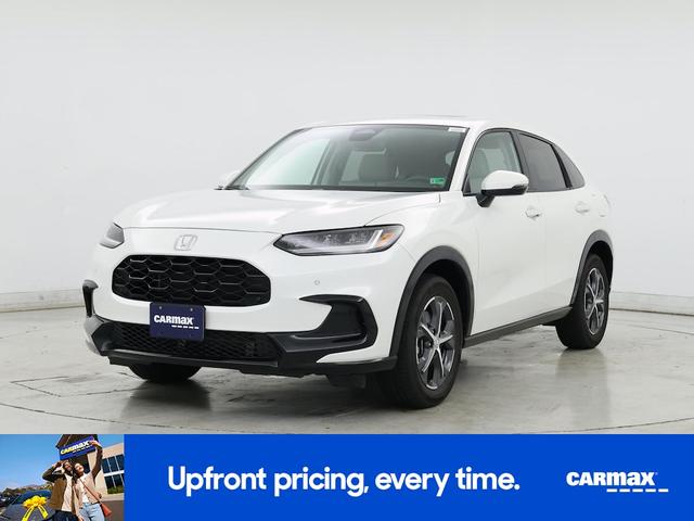 Photo of 2025 White Honda HR-V
