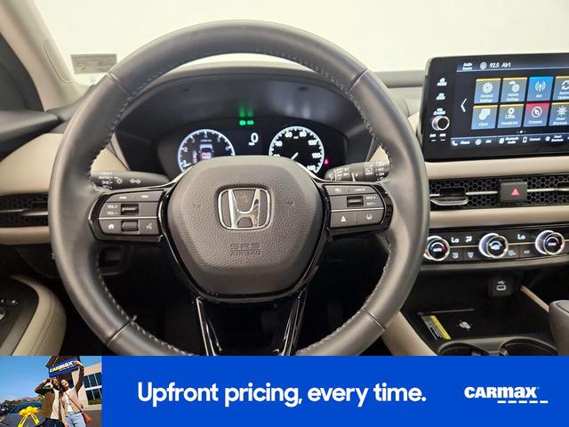 Photo of 2025 White Honda HR-V