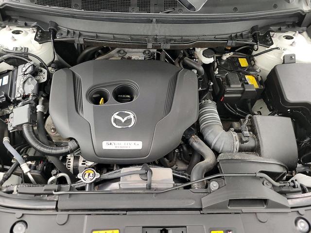 Photo of 2022 White Mazda CX-9