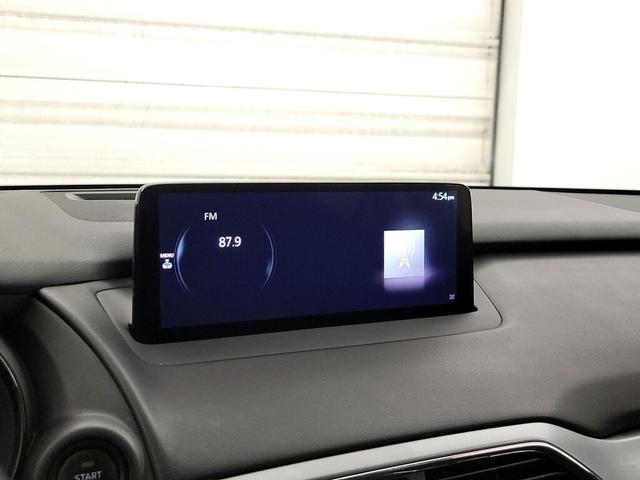 Photo of 2022 White Mazda CX-9